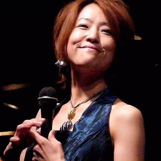 佐川明子写真@.jpg
