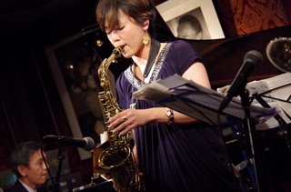坂田 雅枝 写真.jpg