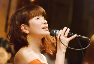 山添ゆか写真B.jpg