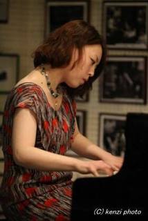 藤川幸恵写真A.jpg